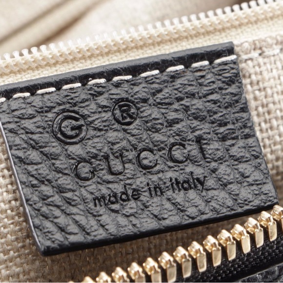 GUCCI Small Zip Tote Bag in Black Grained Leather with Shoulder Strap - Picture 11 of 11